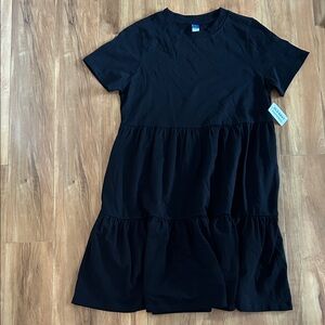 Old Navy Black Tiered dress - pockets- nwt